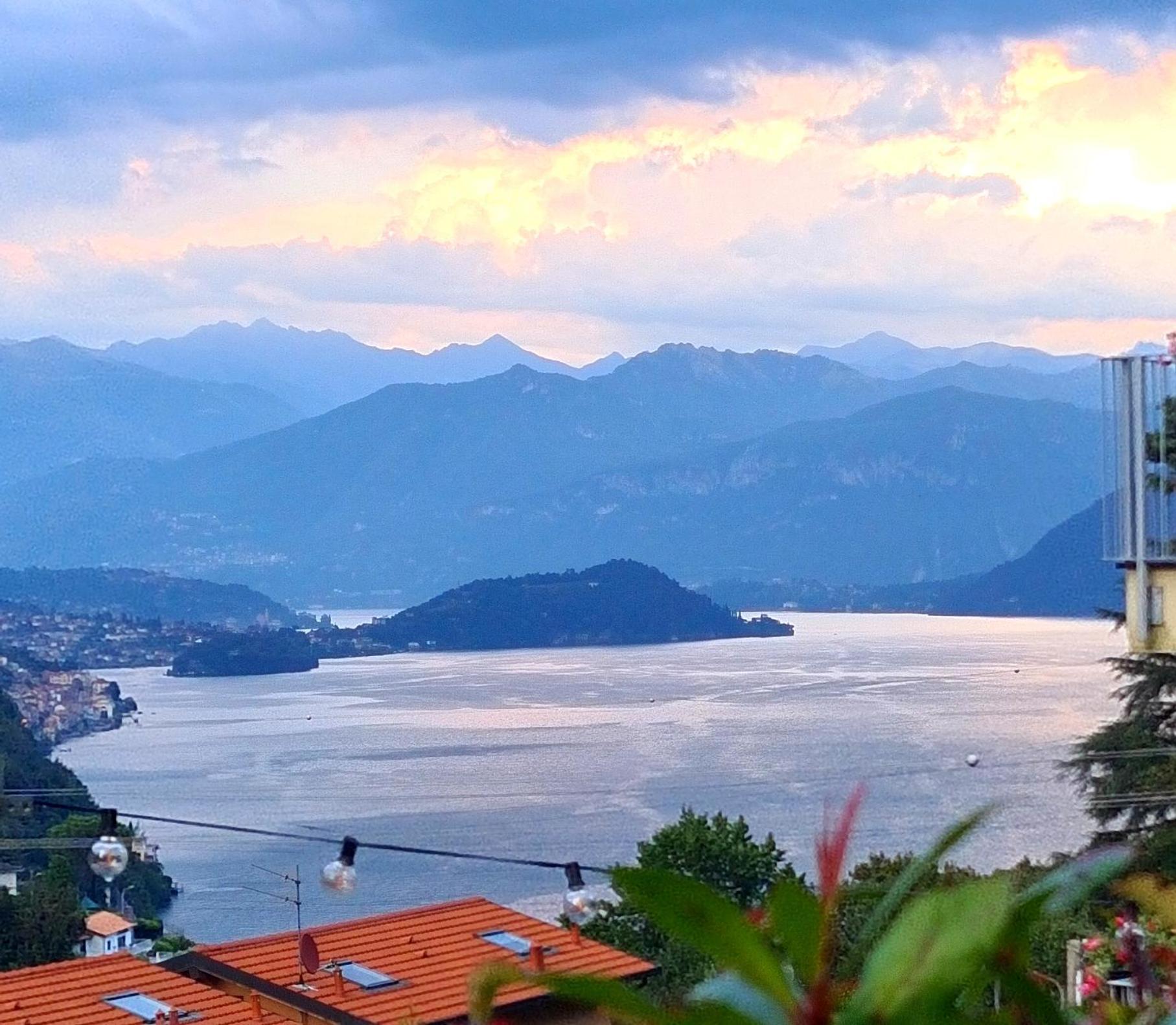 Vista Dolce Isola _ Lakeview Pool, Terrace & Garden Apartment Argegno Room photo