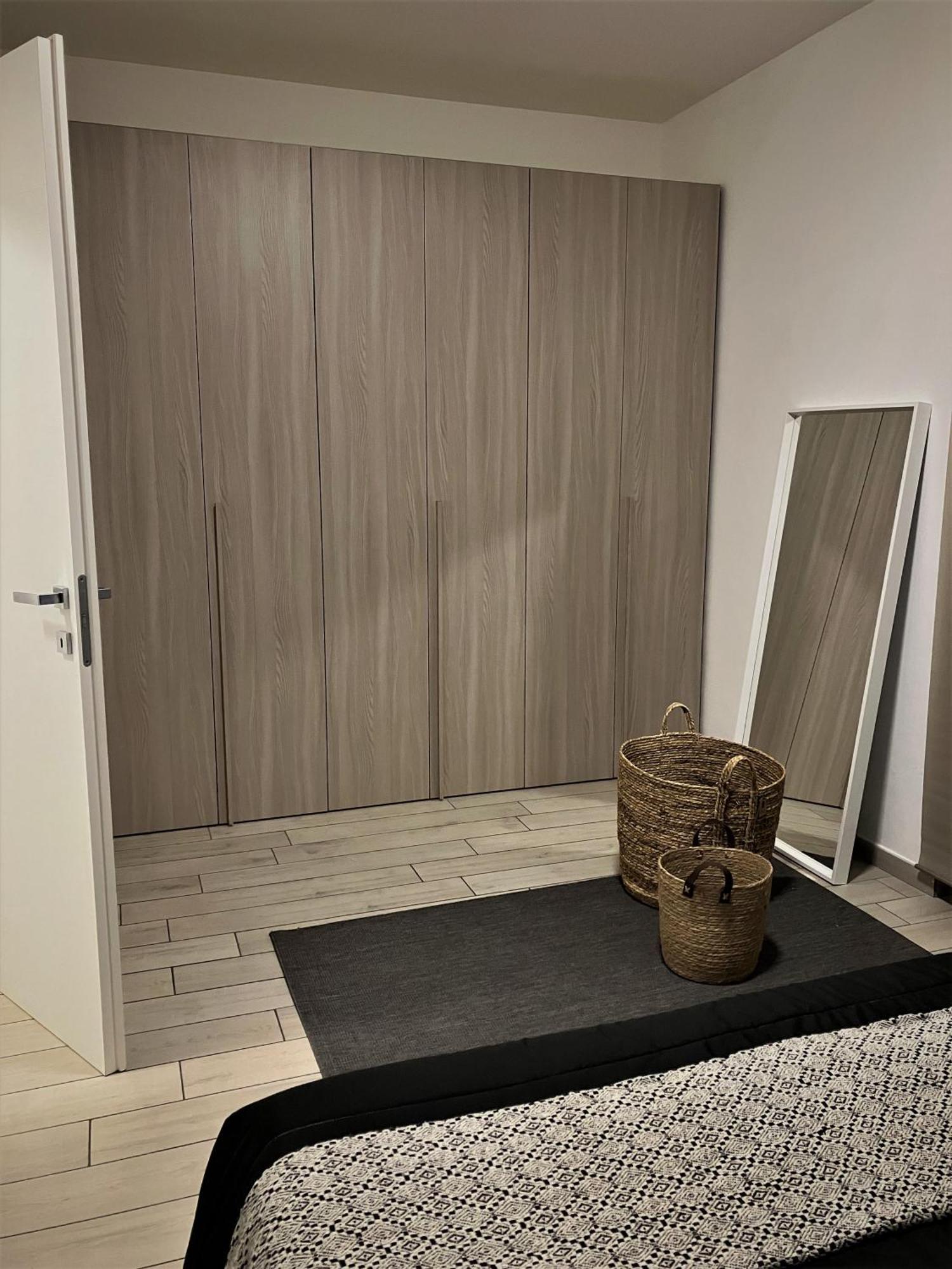 Vista Dolce Isola _ Lakeview Pool, Terrace & Garden Apartment Argegno Room photo